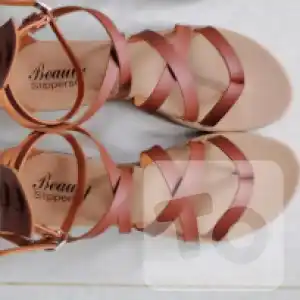 Ladies Footware and Slipers - Beauty Slippers Ratnapura